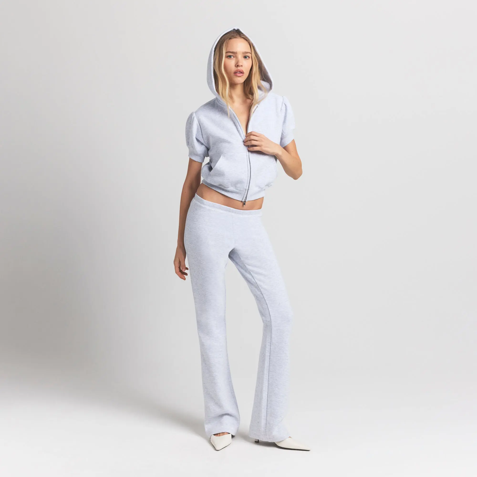 Bubble Sleeve Cropped Zip Up